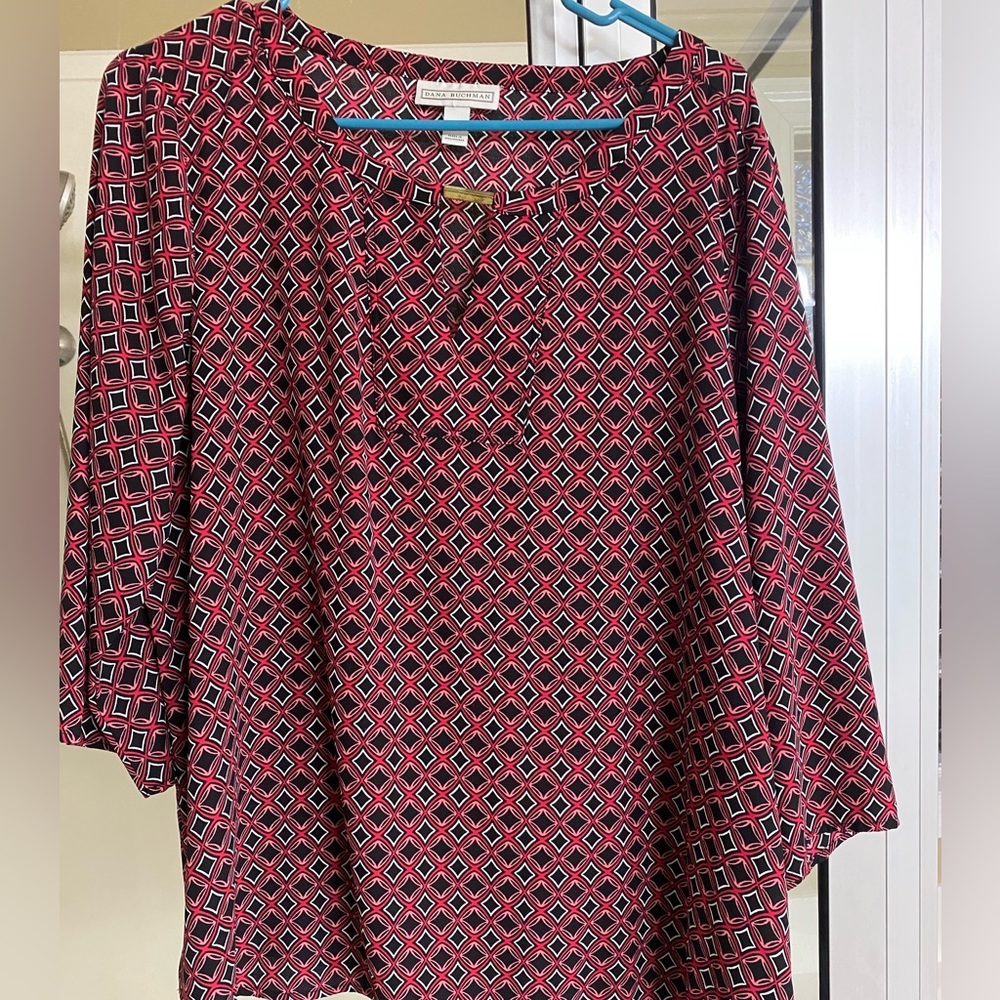 Long Sleeve Blouse perfect for work, church or a night out.